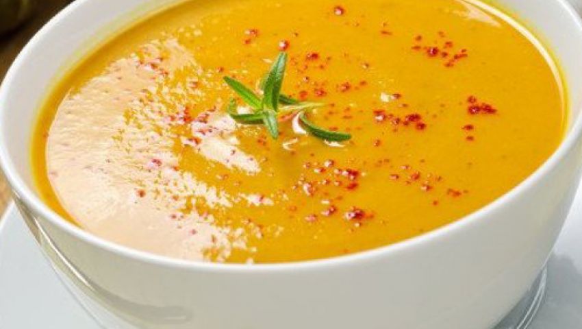 شوربة العدس بالليمون